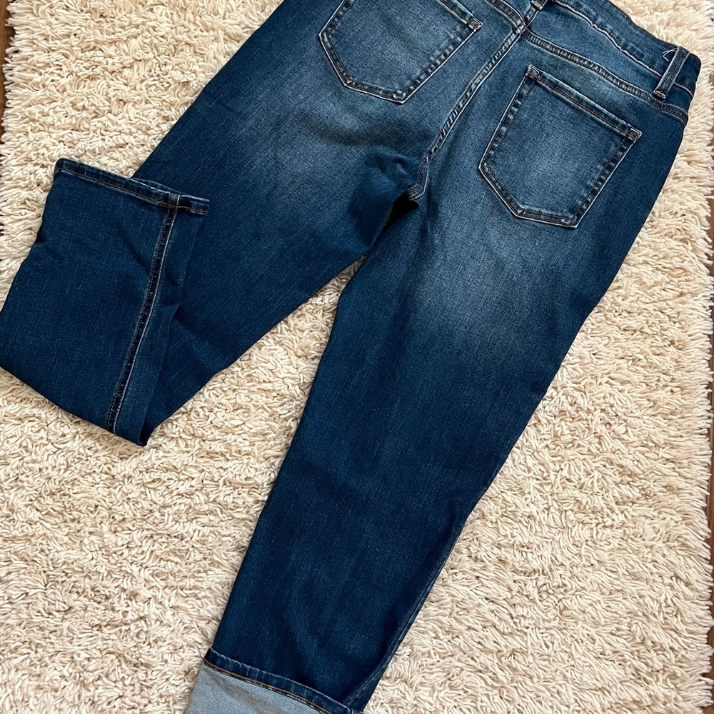 Time and Tru Dark Blue Cropped Ankle Jeans - Picture 2 of 6